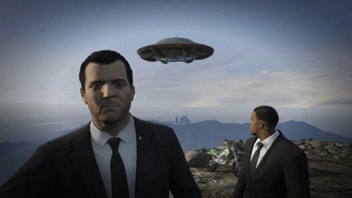 Michael and Franklin taking a Men in Black selfie on GTA V.