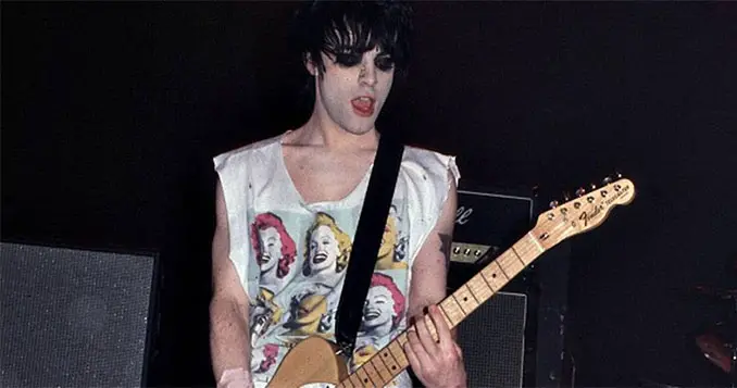 Manic Street Preachers Richey Edwards - 10 Famous People That Mysteriously Vanished