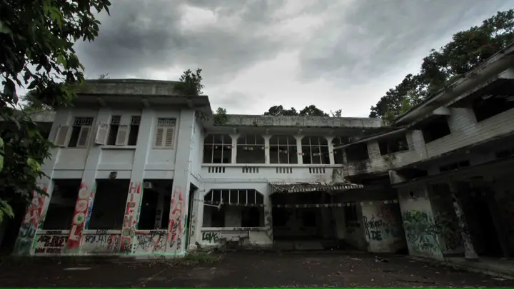 These haunted asylums will give you the chills