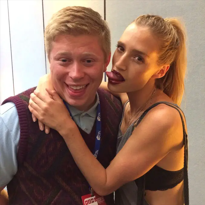 Kyle Craven with a hot female fan - 10 REAL People Behind Popular Internet Memes