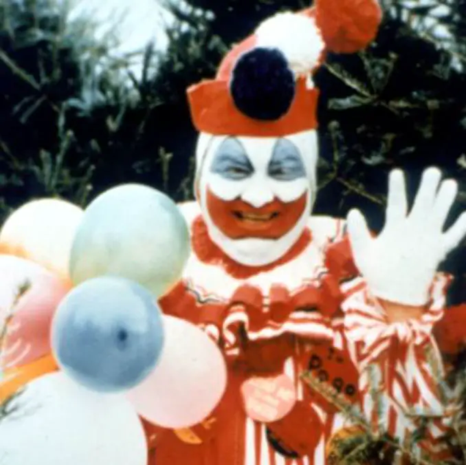 John Wayne Gacy as Pogo the Clown - 10 REAL Photos With Unsettling Backstories