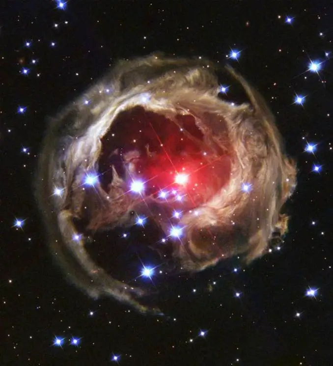 V838 Monocerotis - 10 Mysterious Photos Taken In Space