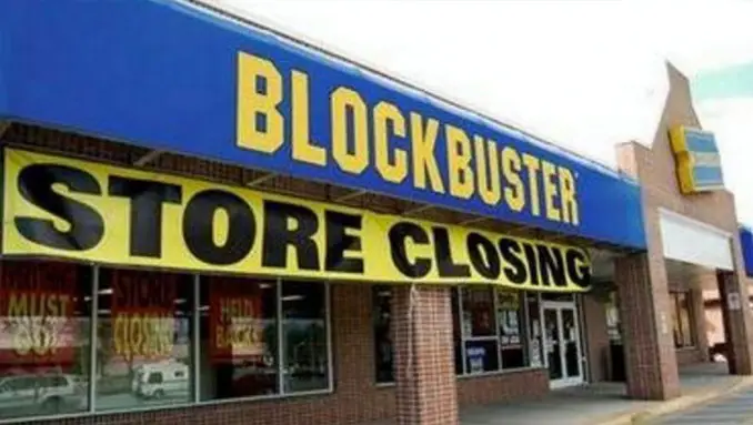 Blockbuster store closing down after Netflix steal the market - 10 Worst Business Decisions Ever Made