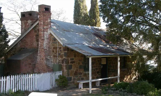 Blundell's Cottage - 10 MOST Haunted Places in Australia