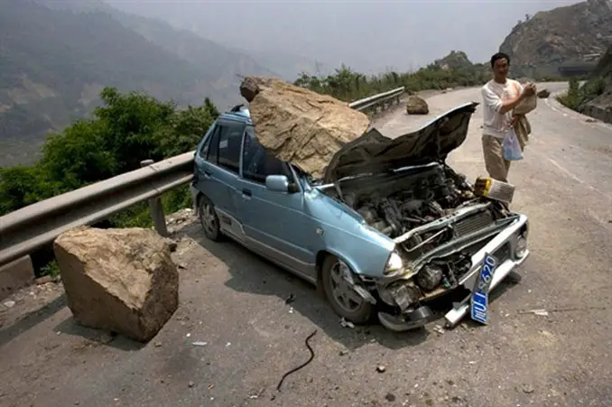 The Sichuan Tibet Highway in China is a dangerous road.