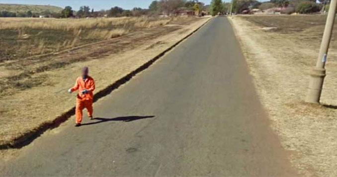 An escaped criminal running down the street seen on Google Street View.