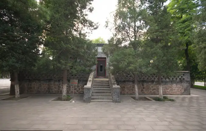 General Yuan's Haunted Tomb is thought to be one of the most haunted places in China