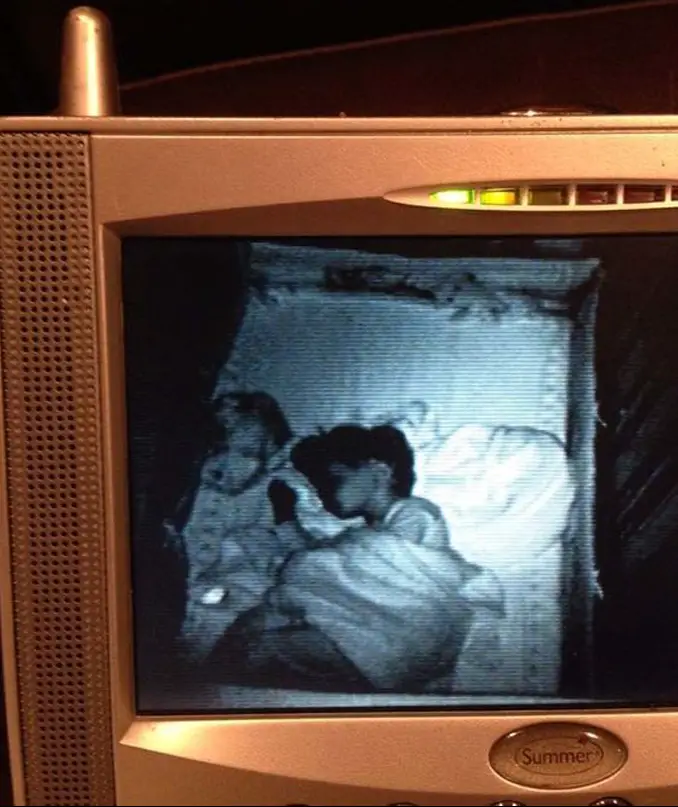 Ghost caught on baby monitor - 10 Terrifying Things Caught on Baby Monitors