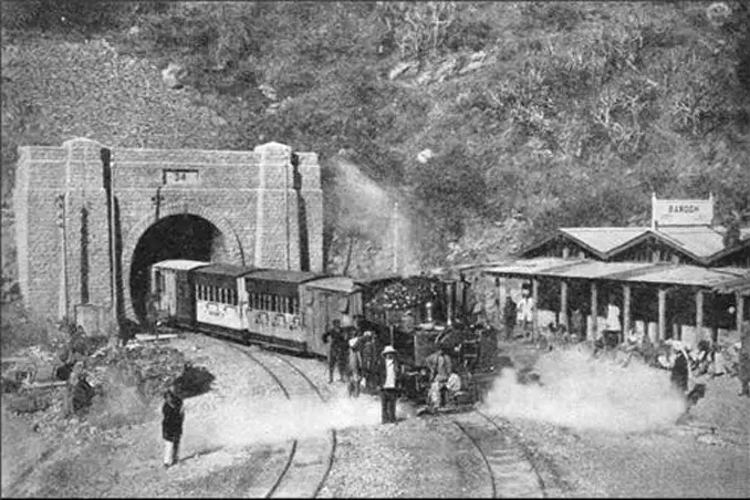 Tunnel 33 on the Shimla train line is one of the Most Haunted Places in India