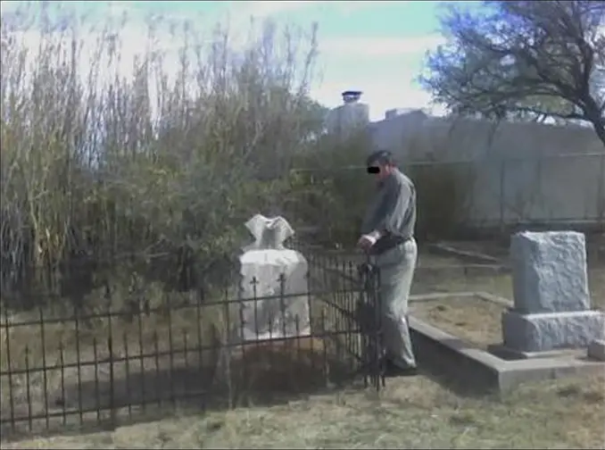 Ghost dog appears in man's photo - 10 Creepy Ghost Animals Caught on Camera