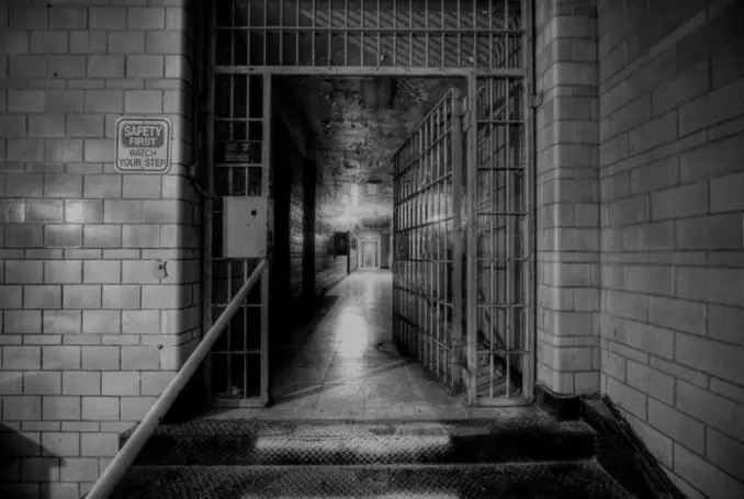 Black and white photo of Missouri State Penitentiary